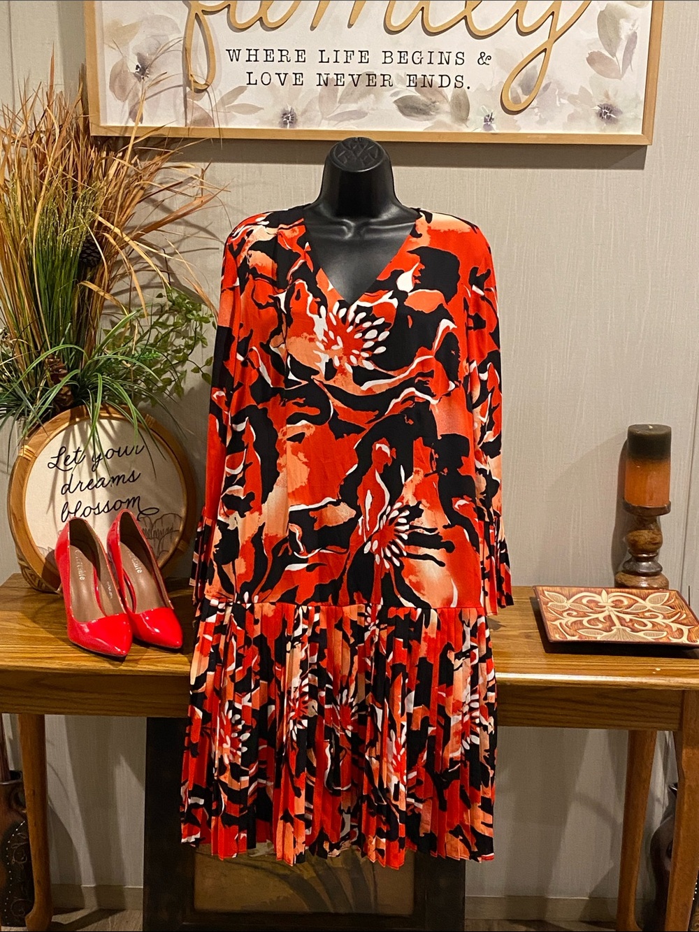 The Limited Red & Black Floral V-Neck Pleated Long Sleeve Dress